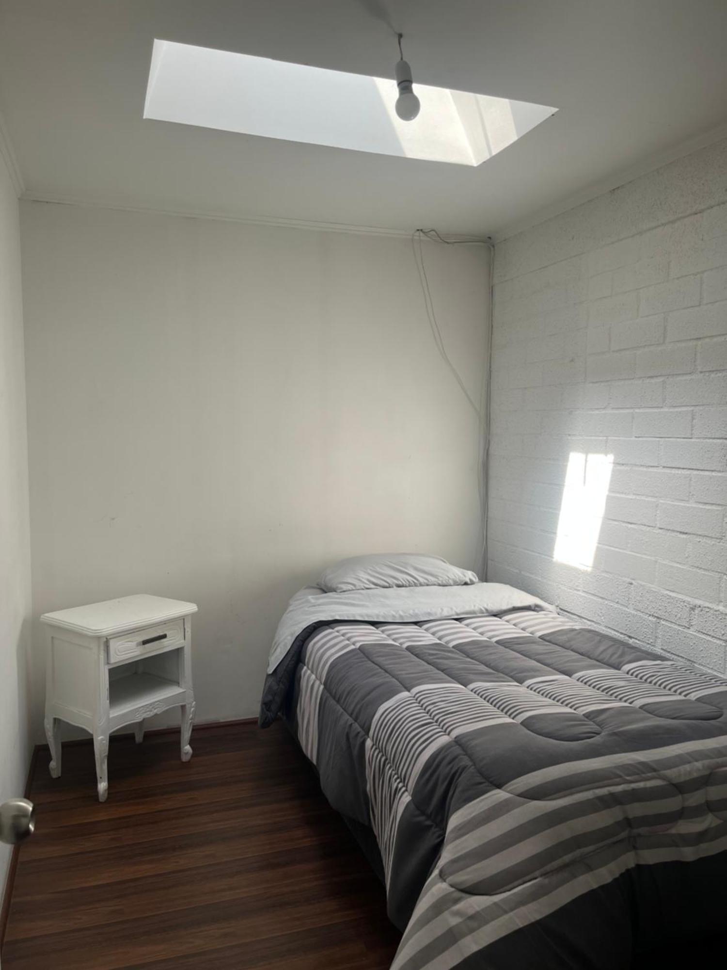 Hostel Tu Espacio Re - Habitaciones Cerca Del Aeropuerto Santiago del Cile Esterno foto
